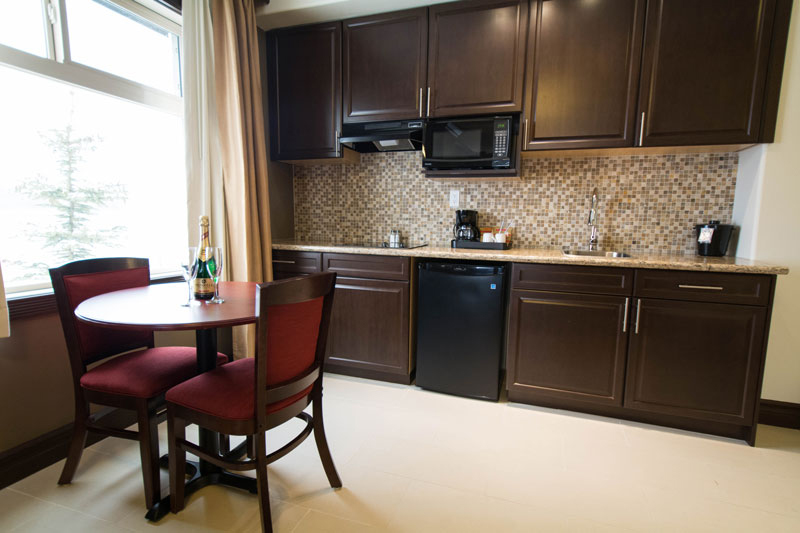 luxury suite in Chateau Nova Peace River Hotel