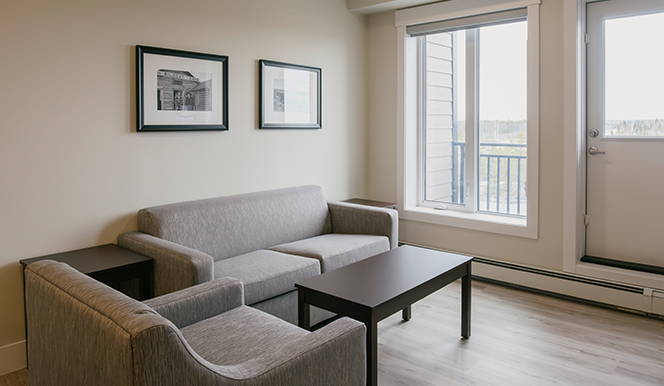 1 Bedroom Apartment Queen Suite - Yellowknife - Gallery Photo 2