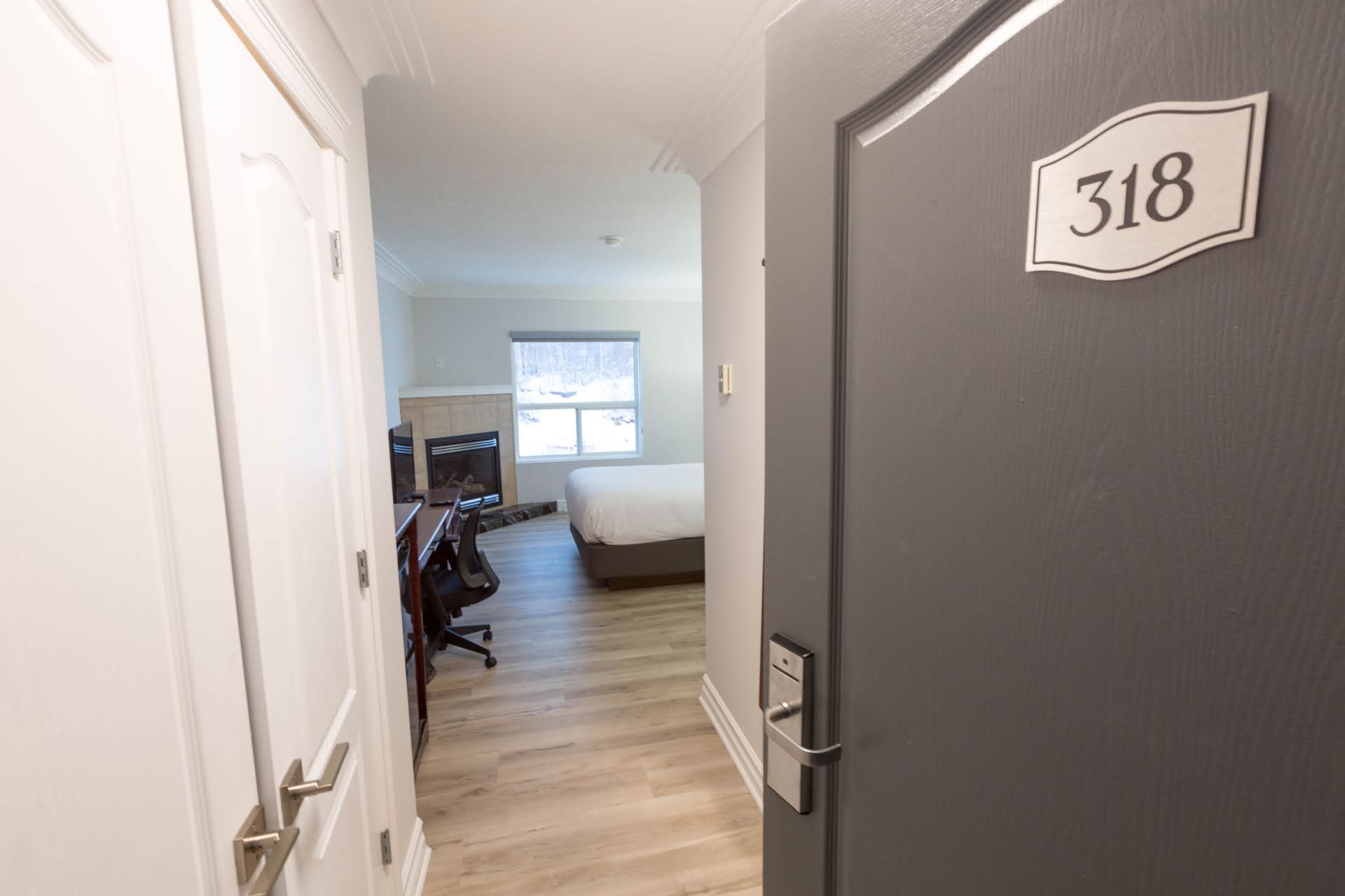 inuvik hotel queen rooms