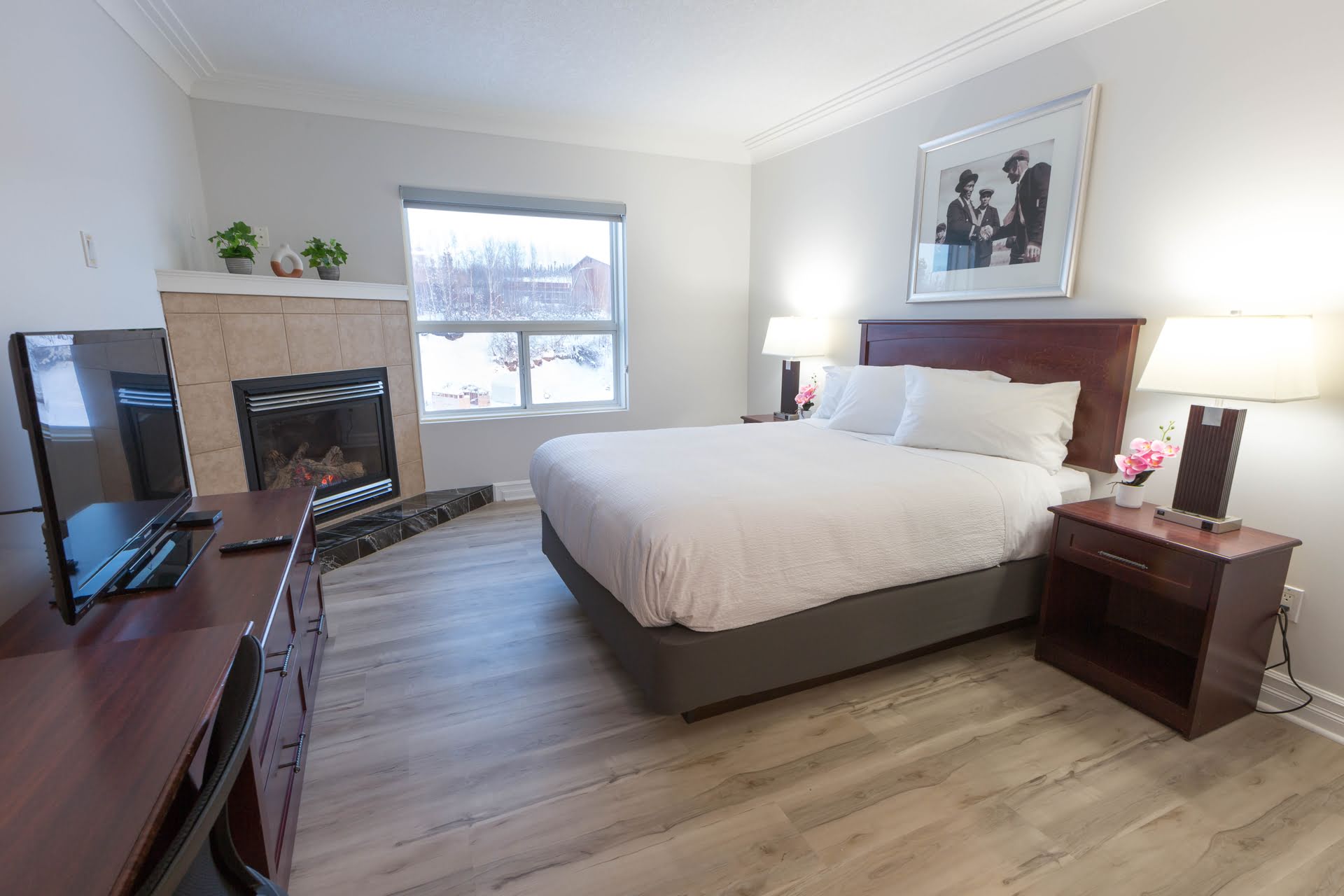 inuvik hotel queen rooms